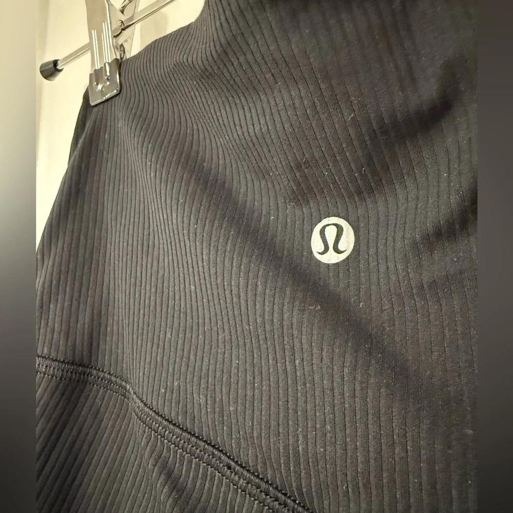 Lululemon Athletica Black Ribbed Flare Pants Size- 2